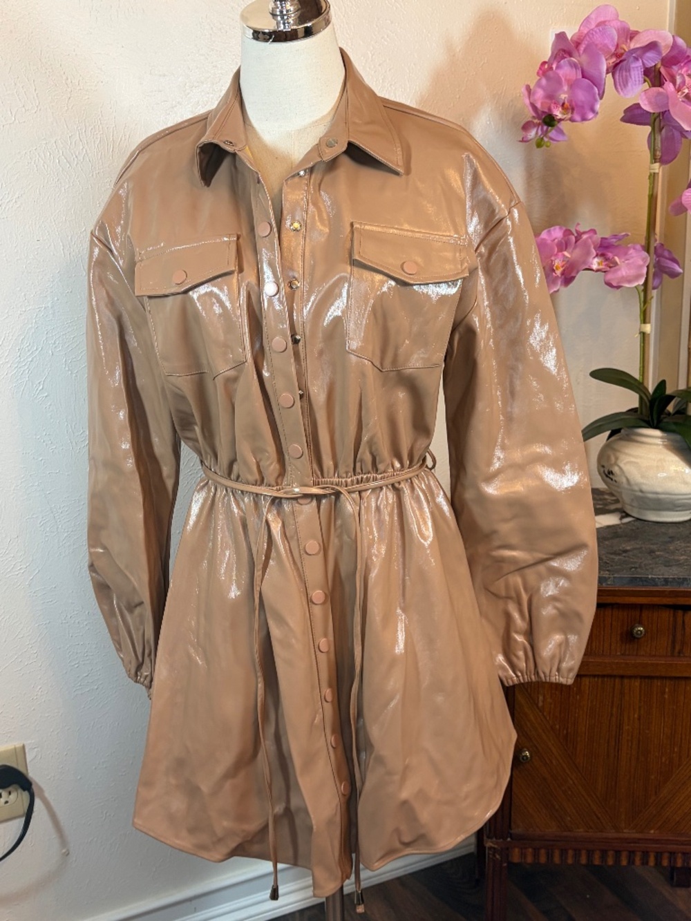 Buddy Love Ariella Faux Leather Shirt Dress Tan Mocha Snap Front Large Like New